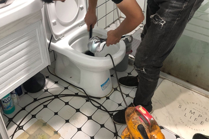 镇巴疏通下水道